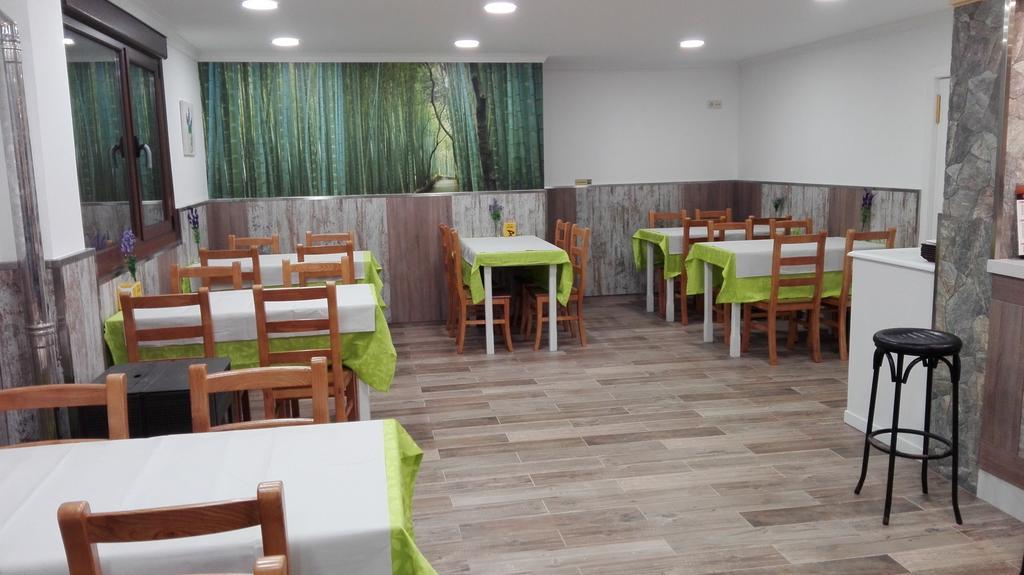 Hostal Nuevo Alonso Bembribe Kültér fotó
